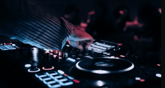 dj bedrijfsfeest gelderland